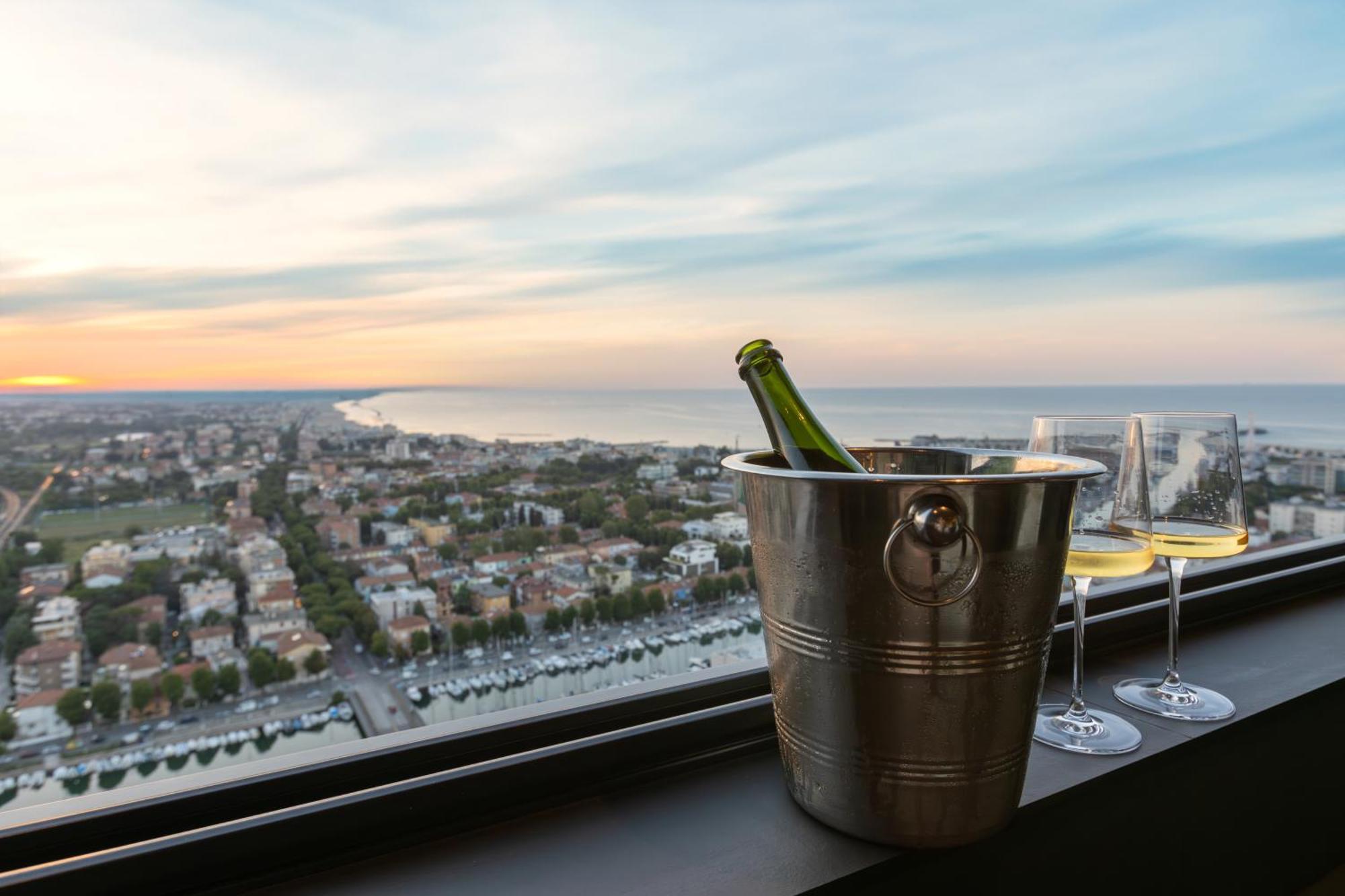 Suite 26 Римини Екстериор снимка